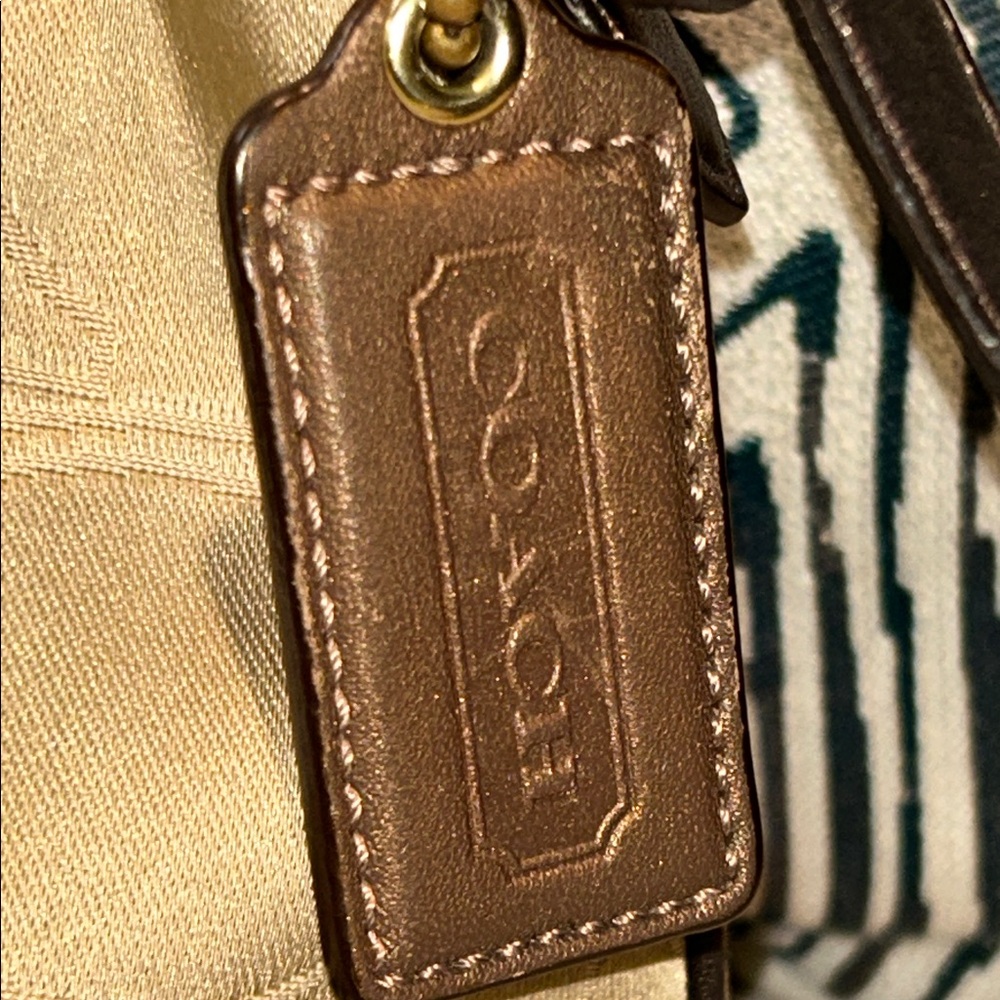 Coach Mia Convertable Shoulder Bag - Picture 16 of 16